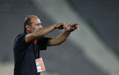 فریادشیران: کی‌روش با دریافت 60 میلیارد باید چوب لای چرخ تیم امید بگذارد؟ / هر کسی می‌داند اولویت با تیم امید است