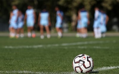 توپ‌های غیراستاندار و تقلبی در لیگ برتر فوتبال!