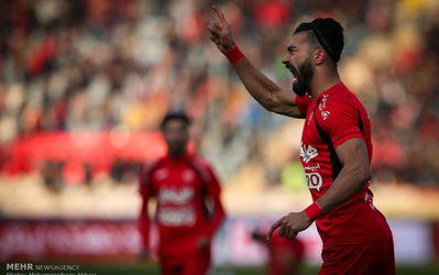 پشت پرده کنار گذاشتن دو سرخپوش؛ هت‌تریک رضاییان در درگیری با بازیکنان