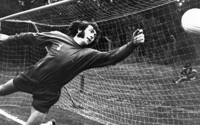 Top Ten | پیرترین بازیکنانی که در جام جهانی بازی کردند