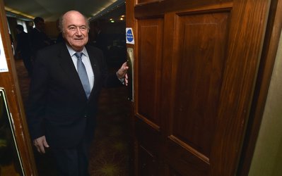 اتفاق روز | سپ بلاتر ممنوع‌الخروج شد