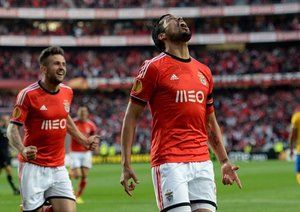 گارای|خوشحالی گارای از صحنه ای دیگر