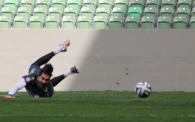 عزیزیان: نمره حقیقی 20 است/ از کی‌روش درس حرفه‌ای‌گری بگیریم