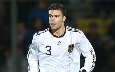 حضور ۹۰ دقیقه‌ای شروین رجبعلی فردی در باخت ۳ بر صفر از شالکه