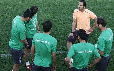 کریمی: بزودی به تمرین استقلال می‎‌روم/ فردا نوبت نفت تهران است