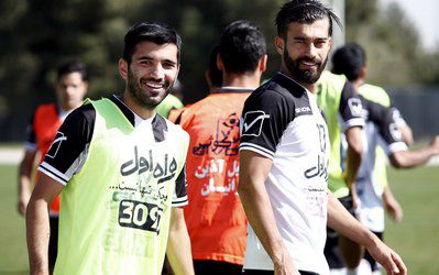 دلال معروفی که رامین رضاییان چوب وی را می خورد