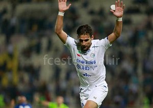 شادی بازیکن استقلال