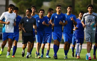 حاشیههای تمرین استقلال |  تبریک به حیدری و تمرین نکردن فخرالدینی