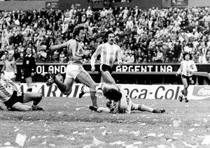 جان جهانی 1978|فینال جام جهانی 1978 آرژانتین، هلند 1 – آرژانتین 3