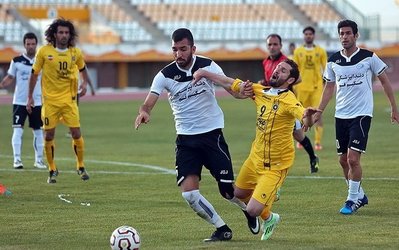 چشمی: استقلال و پرسپولیس به من پیشنهاد داده‌اند اما وضعیتم نامشخص است