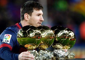 لیونل مسی|تصاویر بهترین بازیکن جهان و اسطوره باشگاه بارسلونا