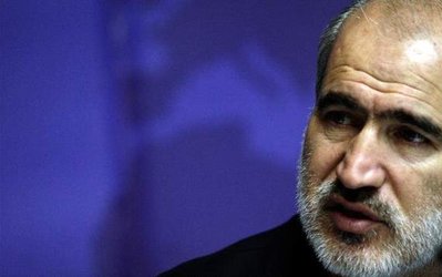 عزیزمحمدی: باید مشخص شود "کارلوس کی‎روش" مسئول فوتبال ایران است یا فدراسیون