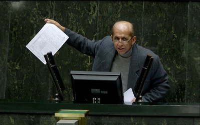 مجلس هم وارد ماجرای حق پخش مسابقات فوتبال می‌شود / نوباوه مسئول رسیدگی