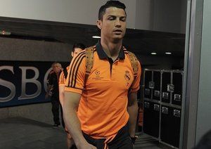 کریس رونالدو|لحظه ورود کریس رونالدو به ورزشگاه که بسیار خونسرد بود