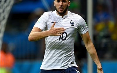 بنزما بهترین بازیکن جدال فرانسه - سوئیس شد