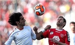 پروین دست به جیب شد