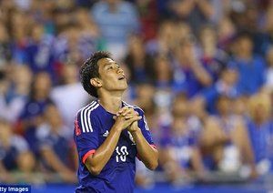 شينجی کاواگا|حسرت شینجی کاگاوا بعد از هدر دادن موقعیت گلزنی.