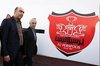 واکنش سیاسی به خبر جدایی‌اش از هیات مدیره باشگاه پرسپولیس