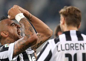 آرتور  ویدال|یوونتوس 3-0 چزنا / سری آ