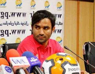 علی کریمی هم از بلاتکلیفی گلایه دارد/ استقلال به من پیشنهاد داده است