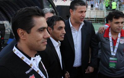 شایعه روز | علی دایی پیشنهاد سرمربی‌گری تراکتور را رد کرد! / دایی: به خطیبی اعتماد کنید او کارش را بلد است