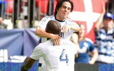 پیوند دوباره مائورو روسالس با ونکوور وایتکپس