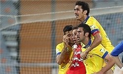 فنایی: اگر سیامک کورشی به نشانه خوشحالی زیر توپ زده باشد اخراج این بازیکن درست نیست