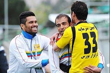 محرم نویدکیا نمیخواست من از سپاهان بروم/ از 3 تیم خارجی پیشنهاد دارم