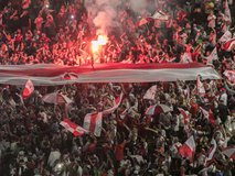 چرا قرار نداری گل محمدم!