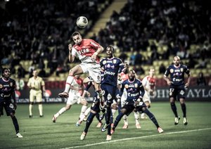 موناکو ۱-۱ اویان/هفته سیزدهم