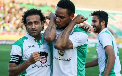 لیگ برتر | ذوب‌آهن 2 - نفت مسجدسلیمان 0 / شاگردان یحیی به صعود ادامه می‌دهند