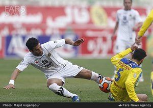 نفت 2-2 سپاهان / هفته ی پانزدهم|سپاهان نه نفره توانست دو گل خورده را در دقایق پایانی جبران کند.