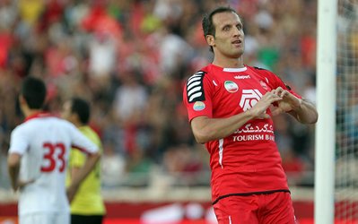 عکس روز | بنگر نسبت به تعلل مدیران پرسپولیس واکنش نشان داد