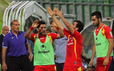 لیگ برتر | برتری فولاد و استقلال خوزستان مقابل حریفان در نیمه اول