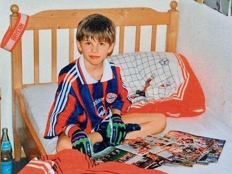 Thomas Muller (Childhood - Bayern's Kit).jpg