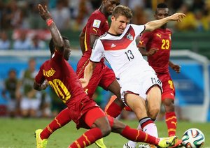 توماس مولر - كوادو آساموا