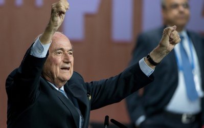 دختر بلاتر: پدرم برای حمایت از خانواده استعفا داد