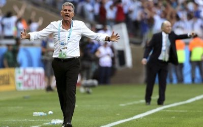 گزارش روز | رفتار نژادپرستانه فوتبال ایران در قبال کارلوس کی روش