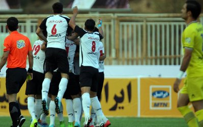 لیگ برتر | برتری یک نیمهای صبا برابر نفت تهران