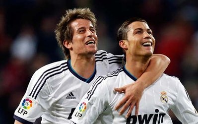 کوئنترائو: ندادن توپ طلا به رونالدو ننگ است/ هرگز تا این حد تفاوت بزرگی بین بهترین بازیکن دنیا و دومین بازیکن برتر دنیا وجود نداشته است