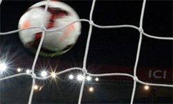 هفته سوم لیگ فرانسه | نیس 1 - بوردو 3 / بوردو در صدر ماند