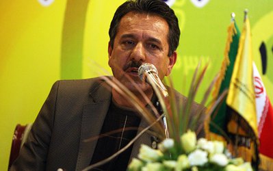 خوروش: روزی می‌رسد که تنها ١٠ نفر به فولادشهر می‌آیند!