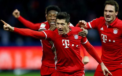 جذاب‌ترین شماره ۹ دنیا از نگاه FourFourTwo