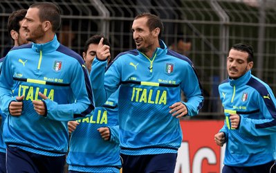 شادمانی کونته از بسته شدن دهان منتقدان