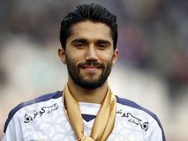 حرفه‌ای‌گری به سبک استقلال؛ حسینی می‌مانی و می‌سوزی!