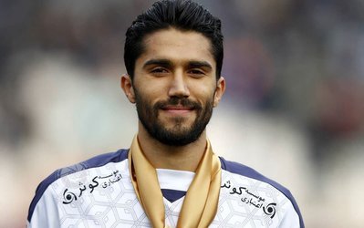 حرفه‌ای‌گری به سبک استقلال؛ حسینی می‌مانی و می‌سوزی!