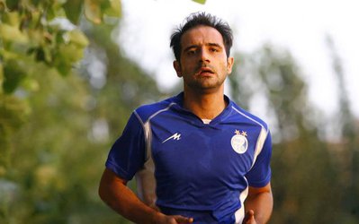 جمشیدیان: آقای قلعه‌نویی می‌خواهید با این حرف‌ها چه کسی را گول بزنید؟