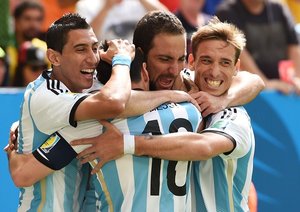 گونزالو ایگواین - دی ماریا - مسی